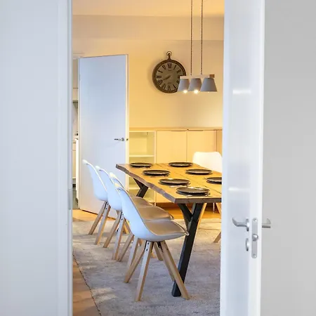 Διαμέρισμα Aurora Family *