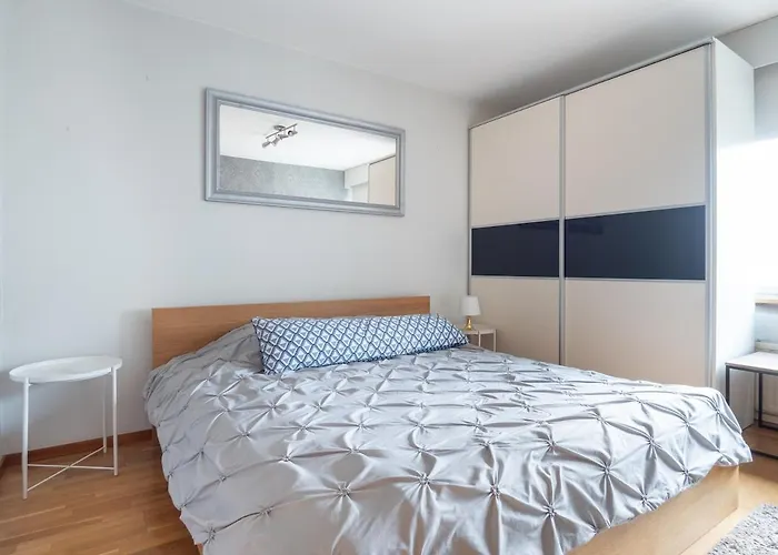 דירה Aurora Family